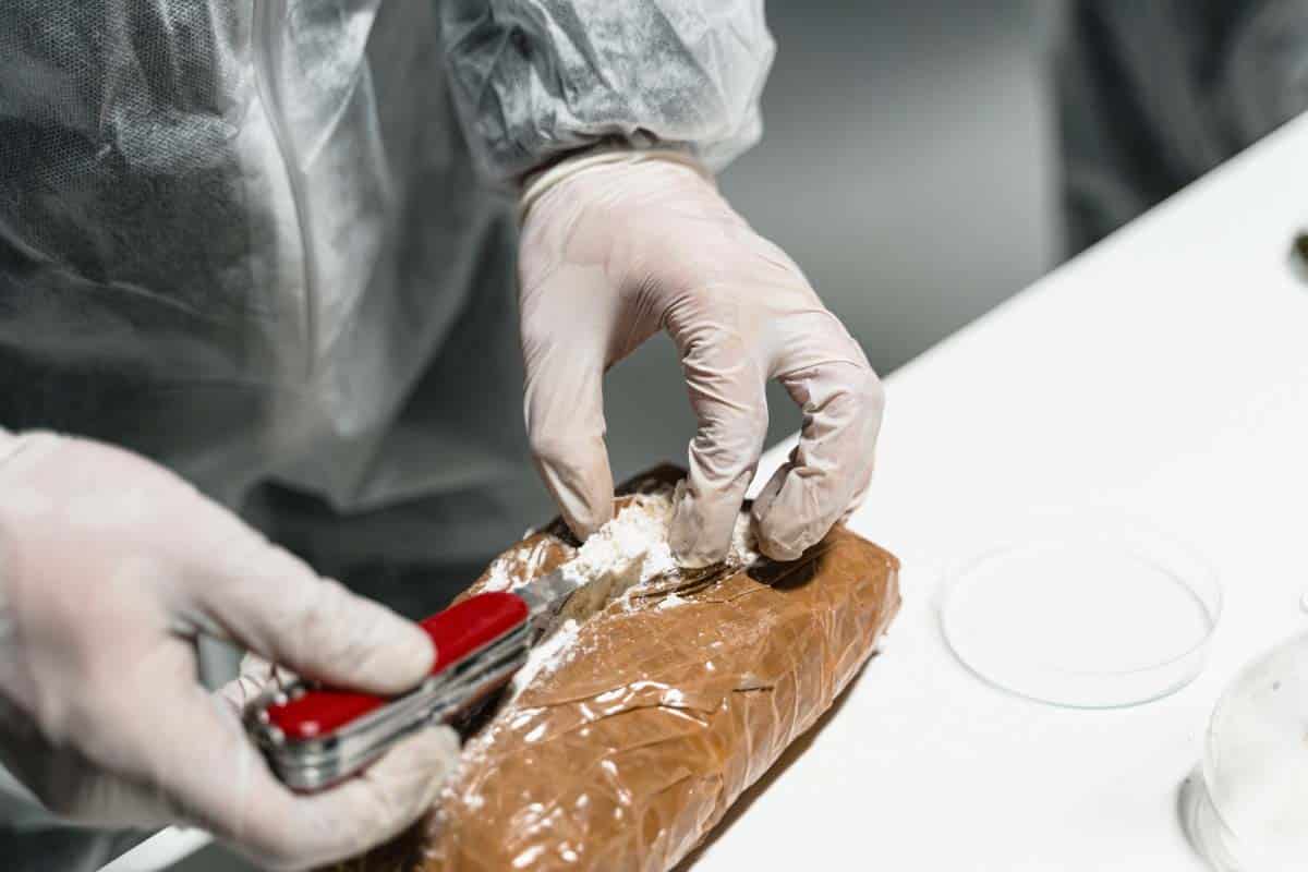 What is the Difference Between Crack Cocaine vs Cocaine?