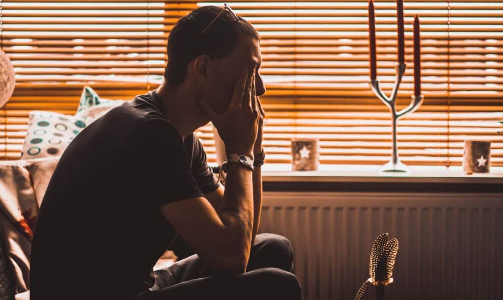 Can Long-Term Cocaine Abuse Change Your Personality? 1 The usage of cocaine can provide euphoria, confidence, and excited feelings, it can also produce a sense of panic and heavy stress.